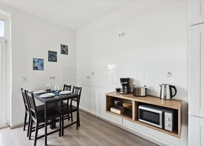 Midnight Sky - Golden Sunrise Appartement