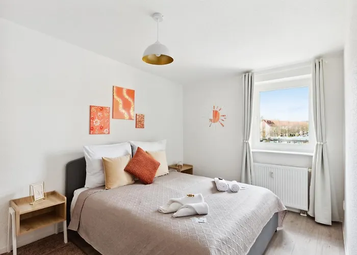 Midnight Sky - Golden Sunrise Appartement