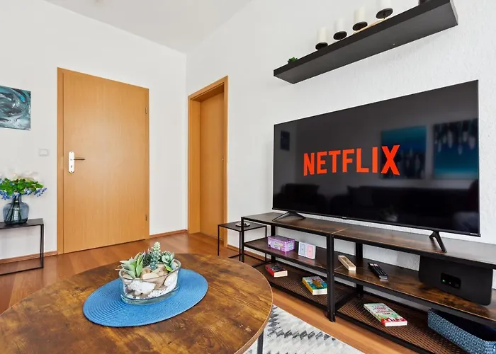 Midnight Sky - Golden Sunrise Magdebourg