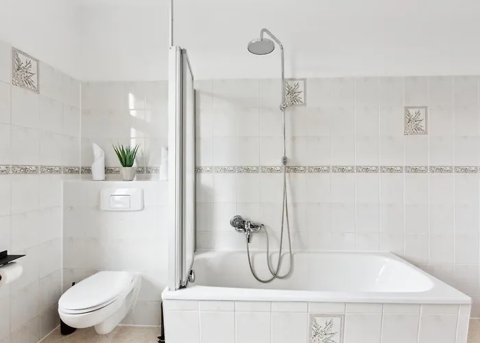 Midnight Sky - Golden Sunrise Magdebourg